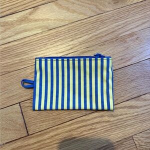 BAGGU NWOT Flat Pouch Small - Blue Thin Strip